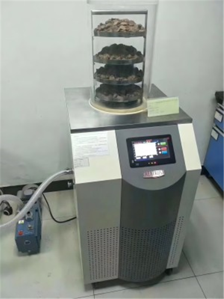 如何優(yōu)化實驗室冷凍干燥機(jī)的操作條件以提高產(chǎn)品質(zhì)量？
