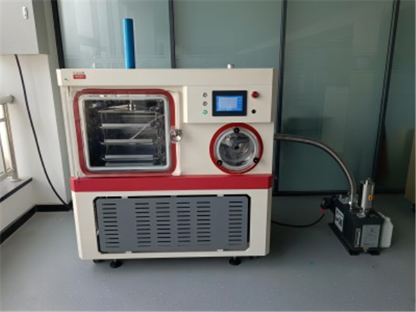 在化妝品凍干機(jī)中，如何處理冷凍物體表面的結(jié)霜問題？